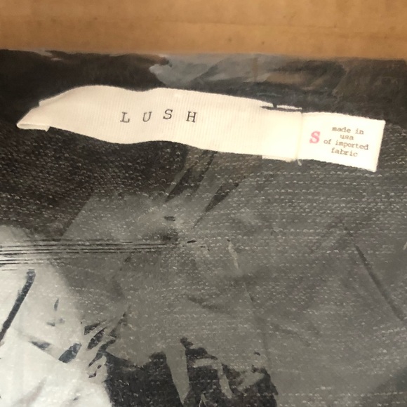 Lush Belted Mock Wrap Midi sweater dress NWT - Picture 7 of 7